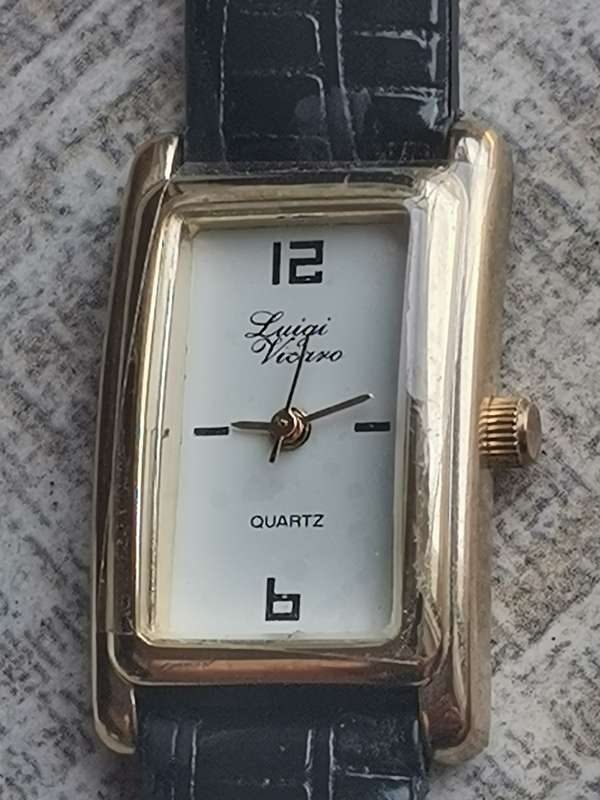 STUNNING LUIGI VICARO LADIES GOLD PLATED WATCH IN EXCELLENT WORKING CONDITION