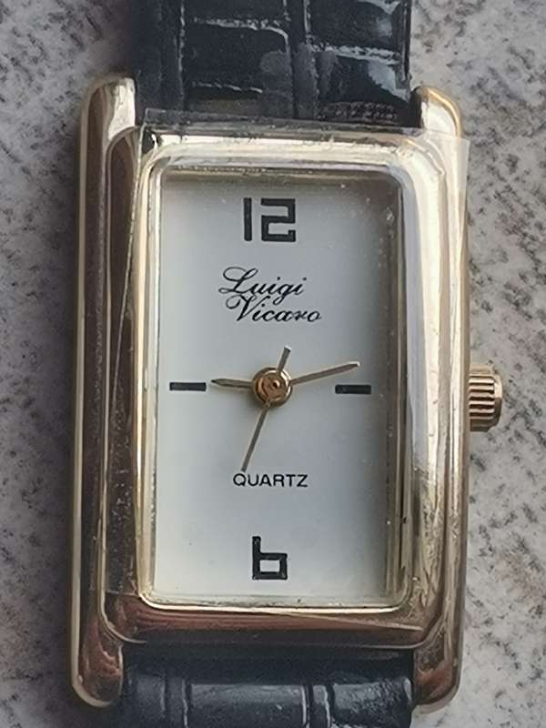 STUNNING LUIGI VICARO LADIES GOLD PLATED WATCH IN EXCELLENT WORKING CONDITION