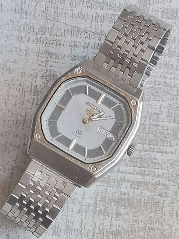 SEIKO S2 MENS WATCH  IN GOOD WORKING CONDITION