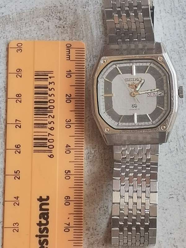 SEIKO S2 MENS WATCH  IN GOOD WORKING CONDITION