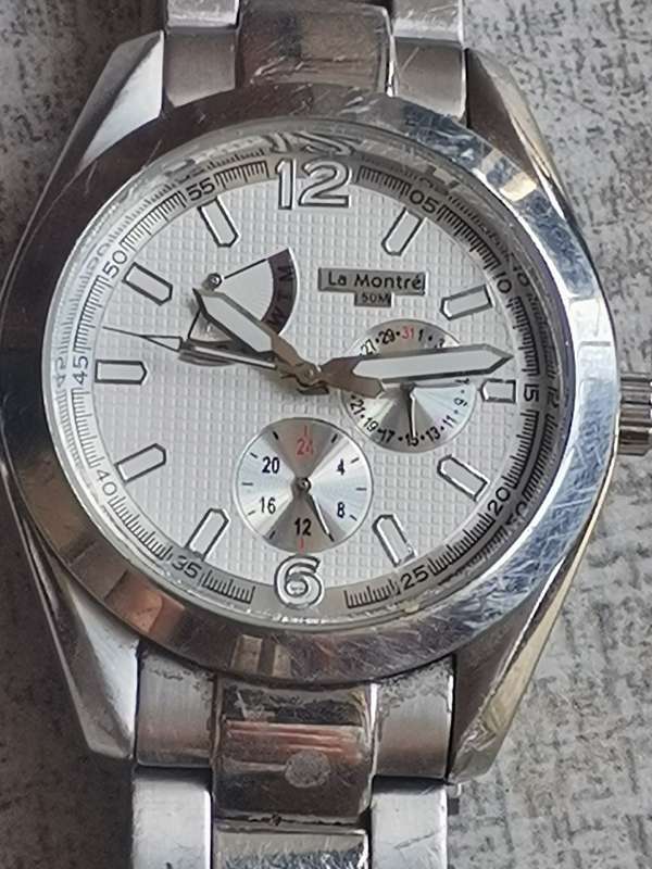 LA MONTRÉ MENS WATCH IN EXCELLENT WORKING CONDITION
