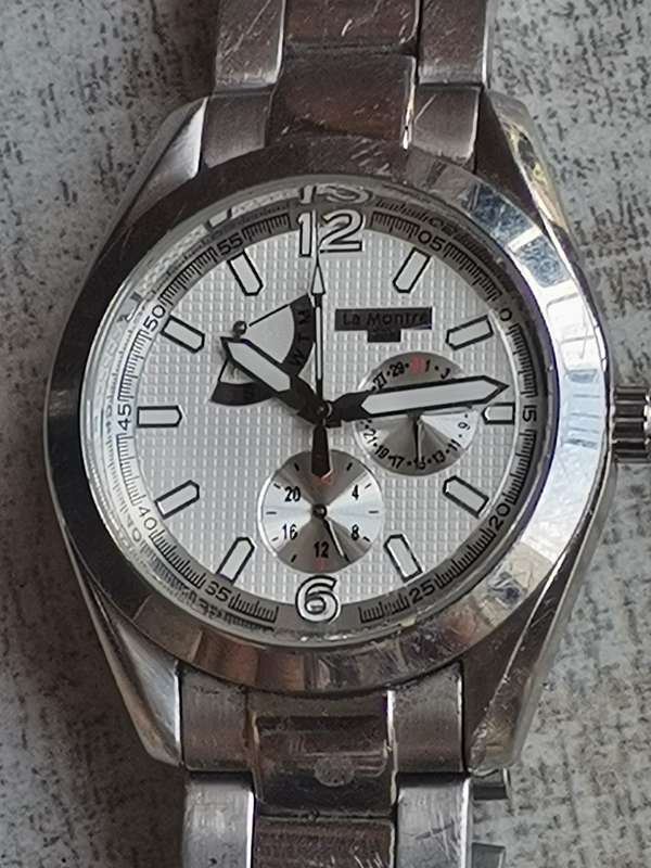 LA MONTRÉ MENS WATCH IN EXCELLENT WORKING CONDITION