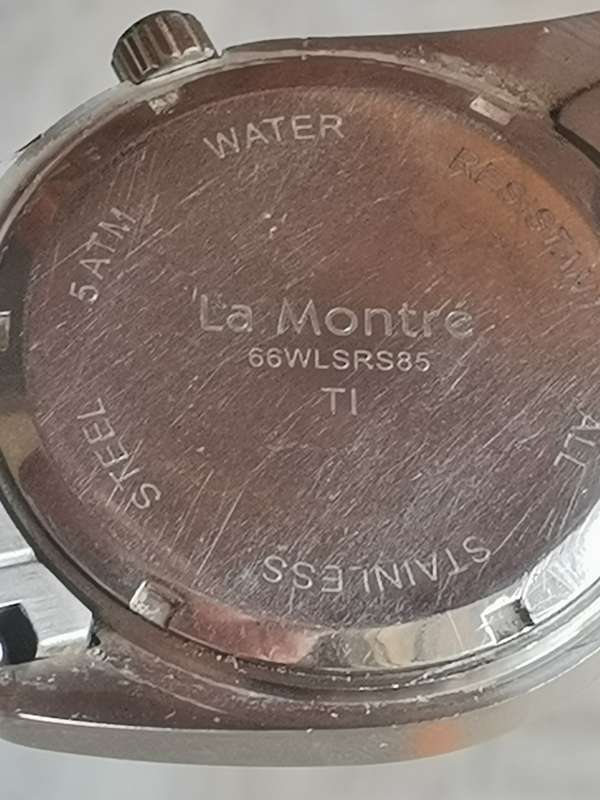 LA MONTRÉ MENS WATCH IN EXCELLENT WORKING CONDITION