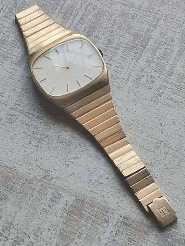 VINTAGE TISSOT MENS GOLD PLATED WATCH IN EXCELLENT WORKING CONDITION