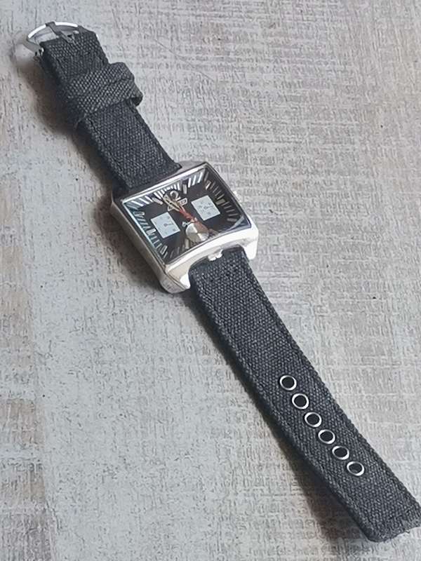 JUSTIN MENS WATCH IN EXCELLENT WORKING CONDITION