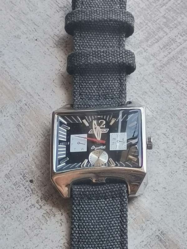 JUSTIN MENS WATCH IN EXCELLENT WORKING CONDITION