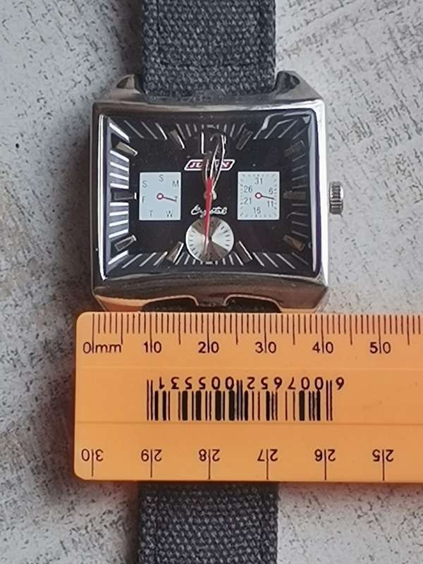 JUSTIN MENS WATCH IN EXCELLENT WORKING CONDITION