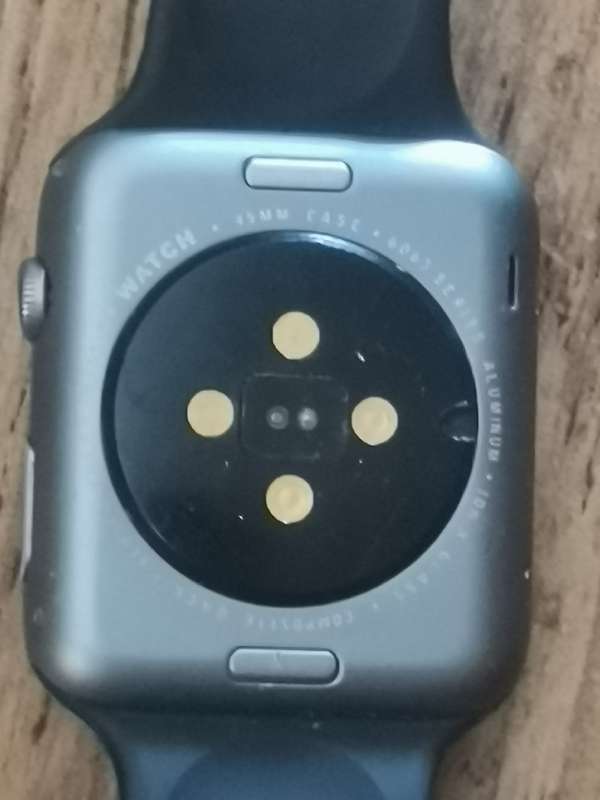 APPLEWATCH 6063 SERIES - UNTESTED NO CHARGER SELLING AS IS