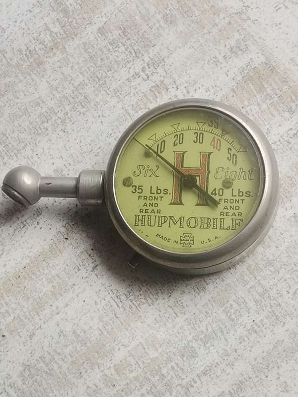 VINTAGE HUPMOBILE SPEEDOMETER