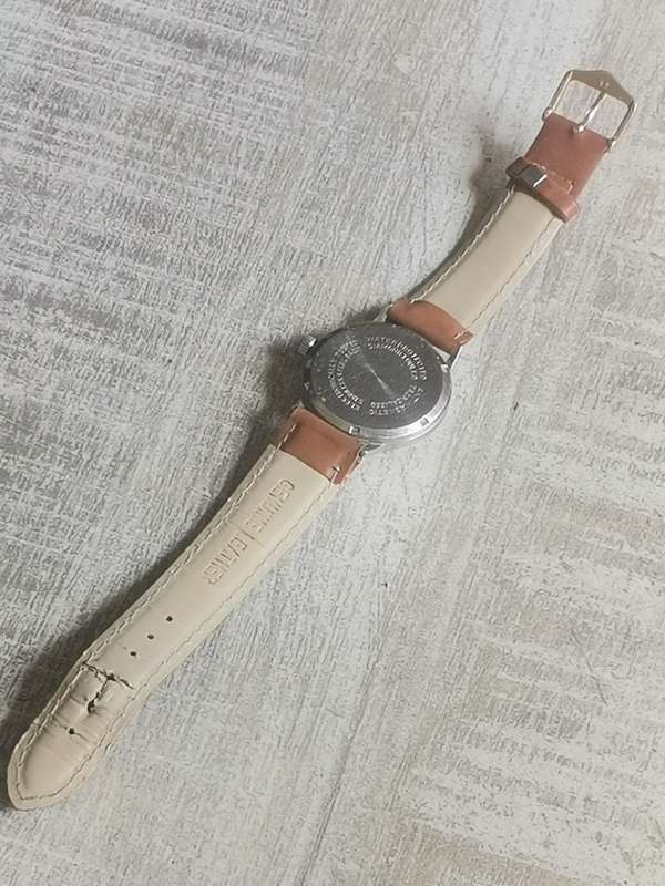VINTAGE MENS EMKA GENEVE 17 JEWELS SWISS WATCH IN EXCELLENT WORKING CONDITION