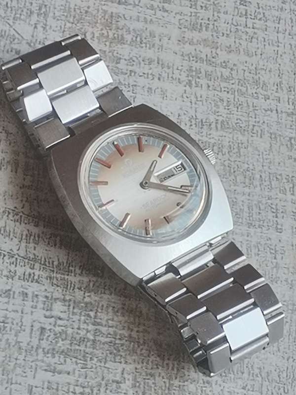 VINTAGE MENS ROAMER SEAROCK AUTOMATIC WATCH