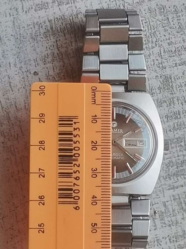VINTAGE MENS ROAMER SEAROCK AUTOMATIC WATCH