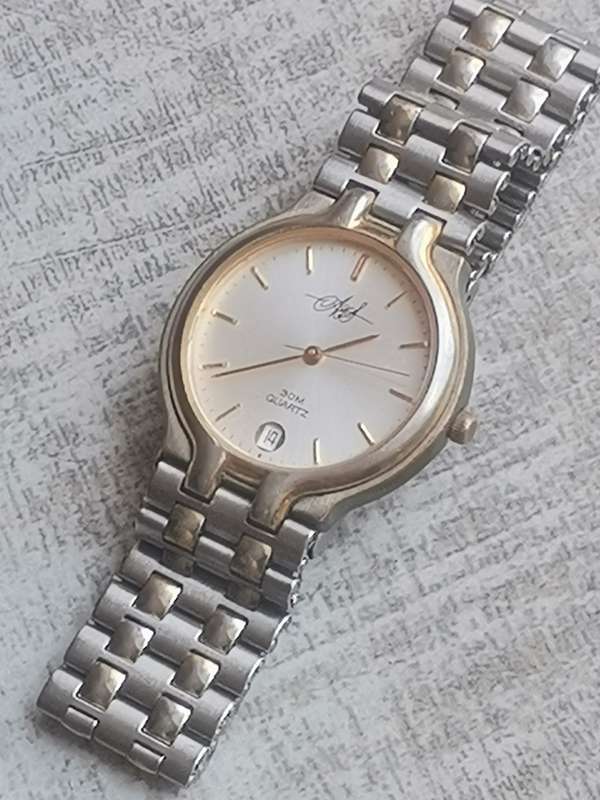VINTAGE A&S MENS SWISS WATCH IN EXCELLENT WORKING CONDITION