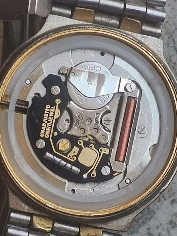 VINTAGE A&S MENS SWISS WATCH IN EXCELLENT WORKING CONDITION