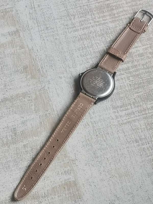 CASIO MENS WATCH IN EXCELLENT WORKING CONDITION