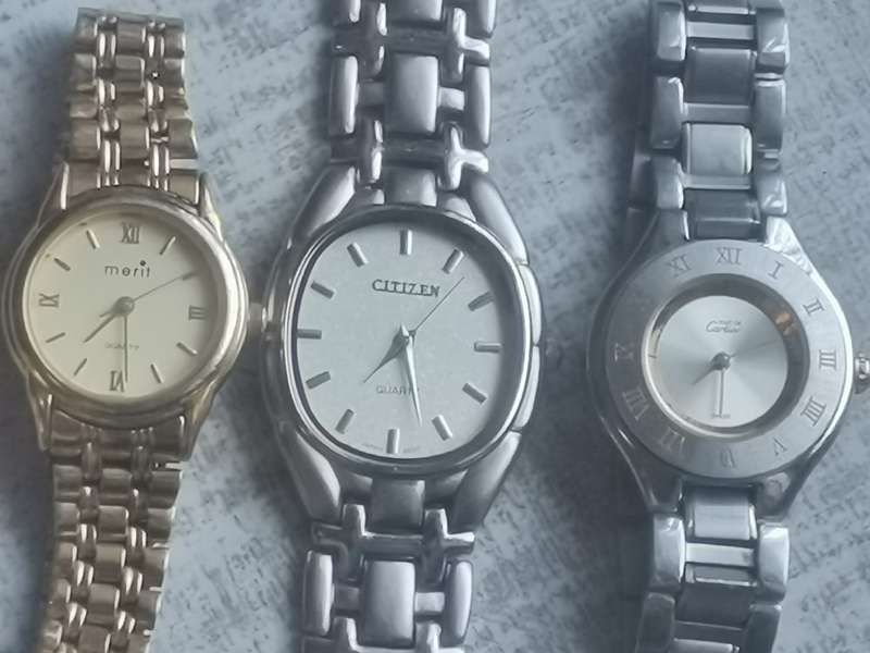 LADIES WATCH COLLECTION ALL IN EXCELLENT WORKING CONDITION - BIDDING FOR ALL 3 WATCHES