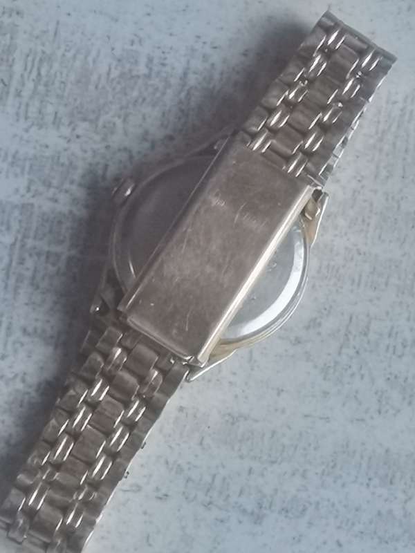 LADIES WATCH COLLECTION ALL IN EXCELLENT WORKING CONDITION - BIDDING FOR ALL 3 WATCHES