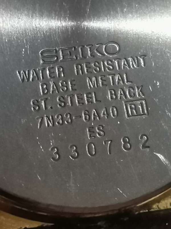 MENS SEIKO GOLD PLATED WATCH WITH DAY/DATE FUNCTION IN EXCELLENT WORKING CONDITION