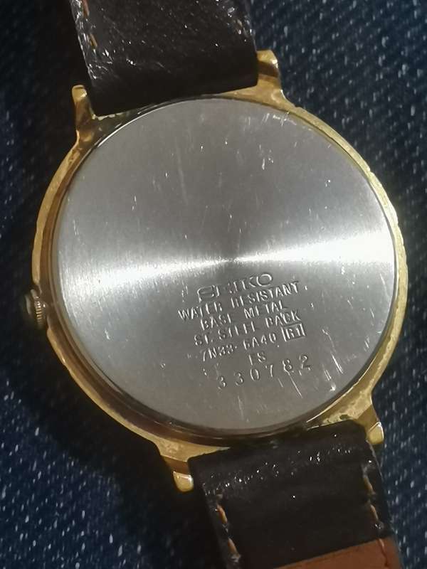 MENS SEIKO GOLD PLATED WATCH WITH DAY/DATE FUNCTION IN EXCELLENT WORKING CONDITION