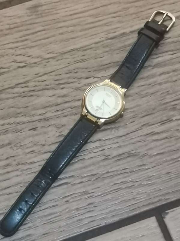MENS SEIKO GOLD PLATED WATCH WITH DAY/DATE FUNCTION IN EXCELLENT WORKING CONDITION