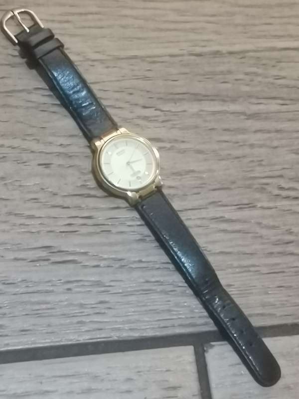 MENS SEIKO GOLD PLATED WATCH WITH DAY/DATE FUNCTION IN EXCELLENT WORKING CONDITION