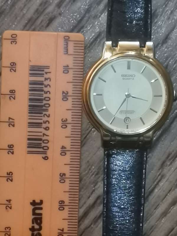 MENS SEIKO GOLD PLATED WATCH WITH DAY/DATE FUNCTION IN EXCELLENT WORKING CONDITION
