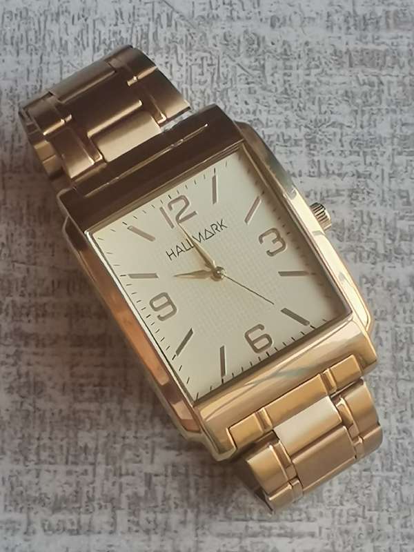 MENS HALLMARK GOLD PLATED WATCH IN EXCELLENT WORKING CONDITION - STILL AS GOOD AS NEW
