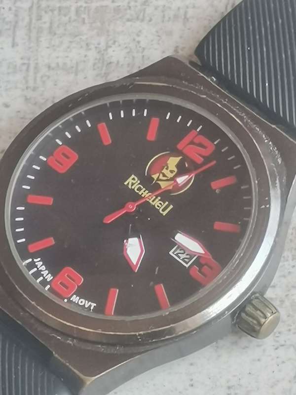 RICHELIEU MENS QUARTZ WATCH IN EXCELLENT WORKING CONDITION