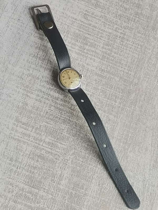 VINTAGE TUDOR (ROLEX) LADIES WATCH WITH SUB-SECONDS IN EXCELLENT WORKING CONDITION