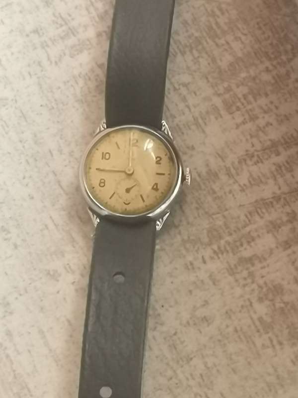 VINTAGE TUDOR (ROLEX) LADIES WATCH WITH SUB-SECONDS IN EXCELLENT WORKING CONDITION