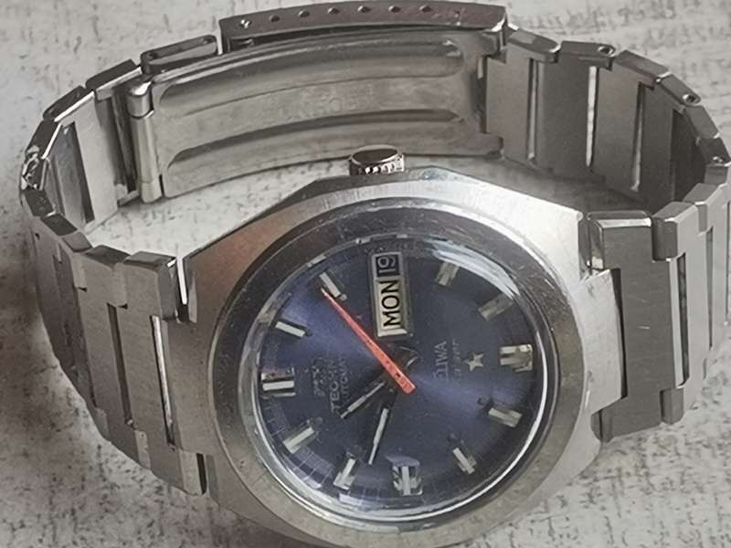 MENS TECHNOS AUTOMATIC WATCH WITH DAY/DATE FUNCTION IN EXCELLENT WORKING CONDITION