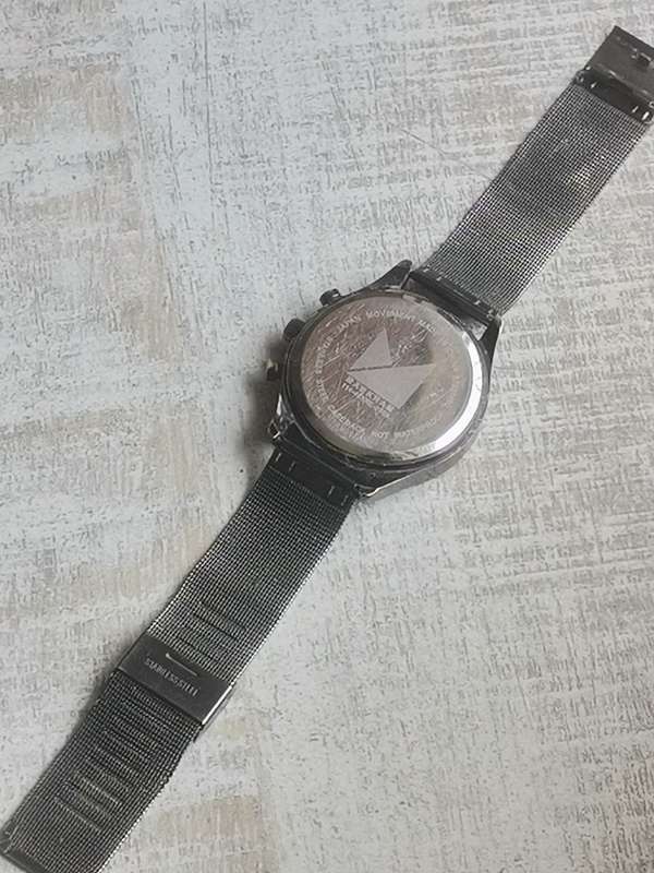 MENS MARKHAM WATCH IN EXCELLENT WORKING CONDITION