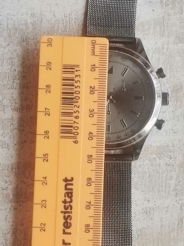MENS MARKHAM WATCH IN EXCELLENT WORKING CONDITION