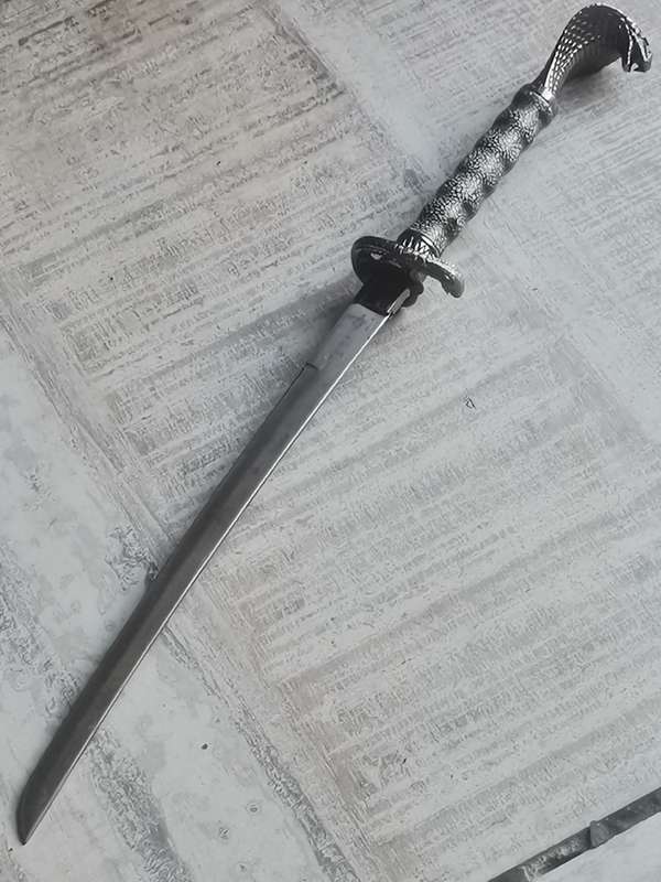 COBRA KATANA SWORD IN EXCELLENT CONDITION
