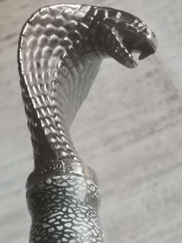 COBRA KATANA SWORD IN EXCELLENT CONDITION