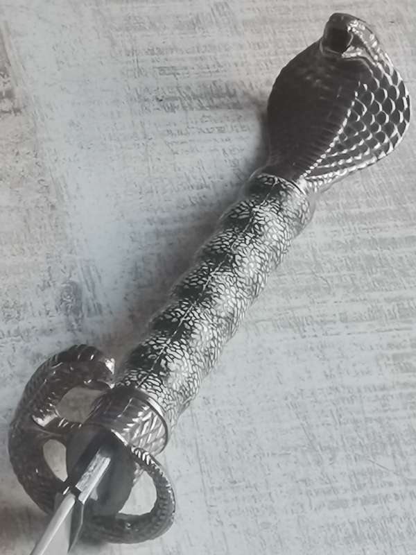 COBRA KATANA SWORD IN EXCELLENT CONDITION