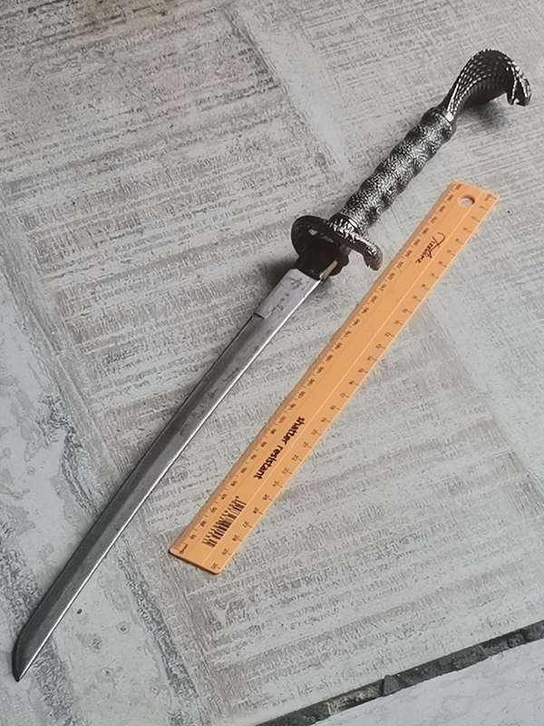 COBRA KATANA SWORD IN EXCELLENT CONDITION