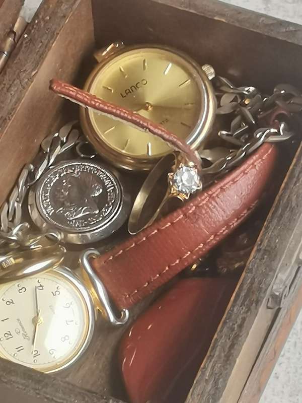 SMALL WOODEN TREASURE CHEST WITH SOME JEWELLERY AND WATCHES