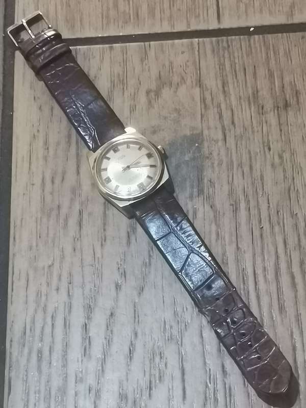 VINTAGE MENS TOSCA 17 JEWELS GOLD PLATED MECHANICAL WATCH IN EXCELLENT WORKING CONDITION