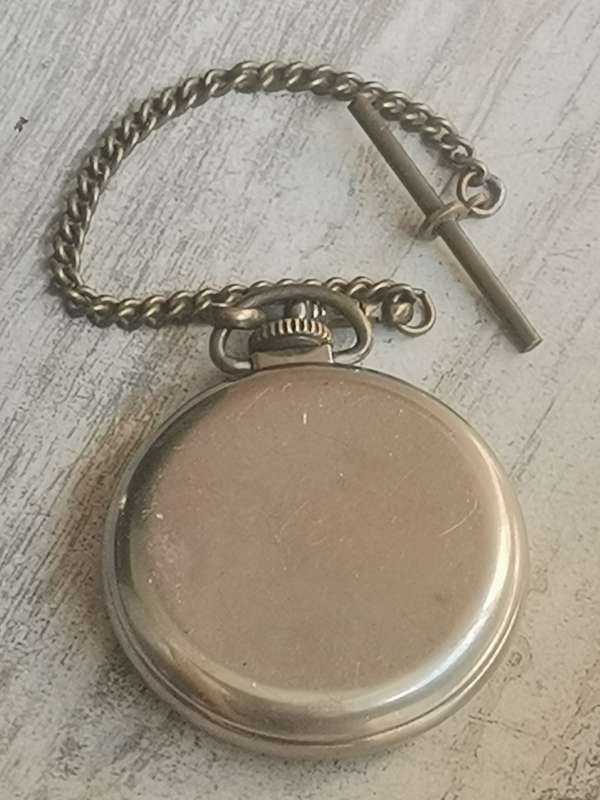 VINTAGE WESTCLOX ZOBO POCKET WATCH WITH SUB-SECONDS MADE IN CANADA IN EXCELLENT WORKING CONDITION