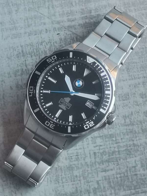 JD POWER BMW 2015 MENS WATCH IN EXCELLENT WORKING CONDITION