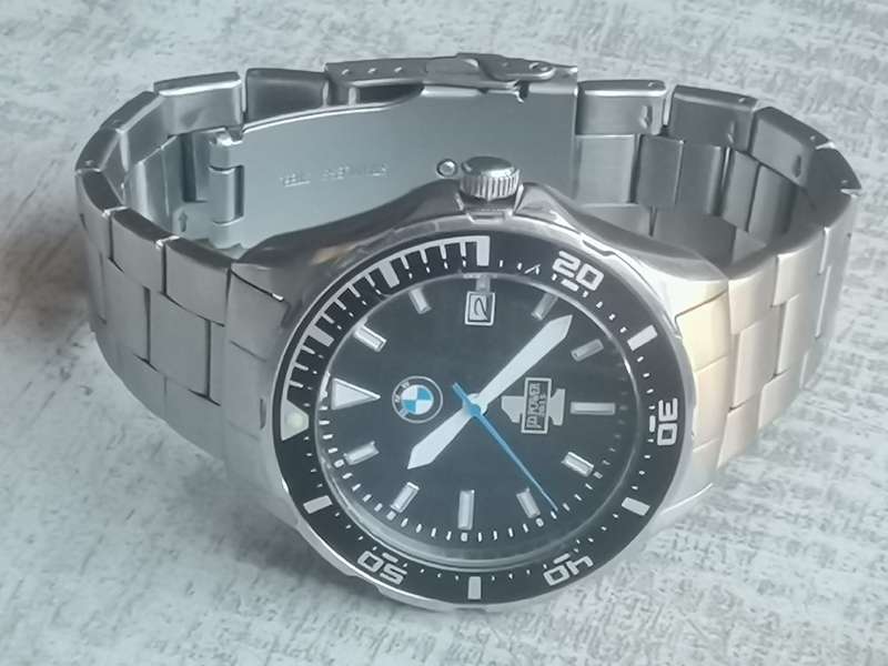 JD POWER BMW 2015 MENS WATCH IN EXCELLENT WORKING CONDITION
