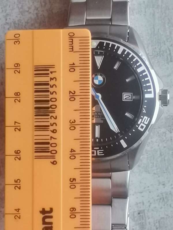 JD POWER BMW 2015 MENS WATCH IN EXCELLENT WORKING CONDITION