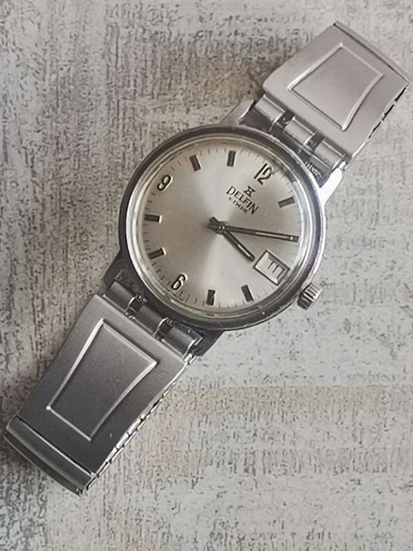 VINTAGE MENS DELFIN EDOX 17 JEWELS WATCH IN EXCELLENT WORKING CONDITION