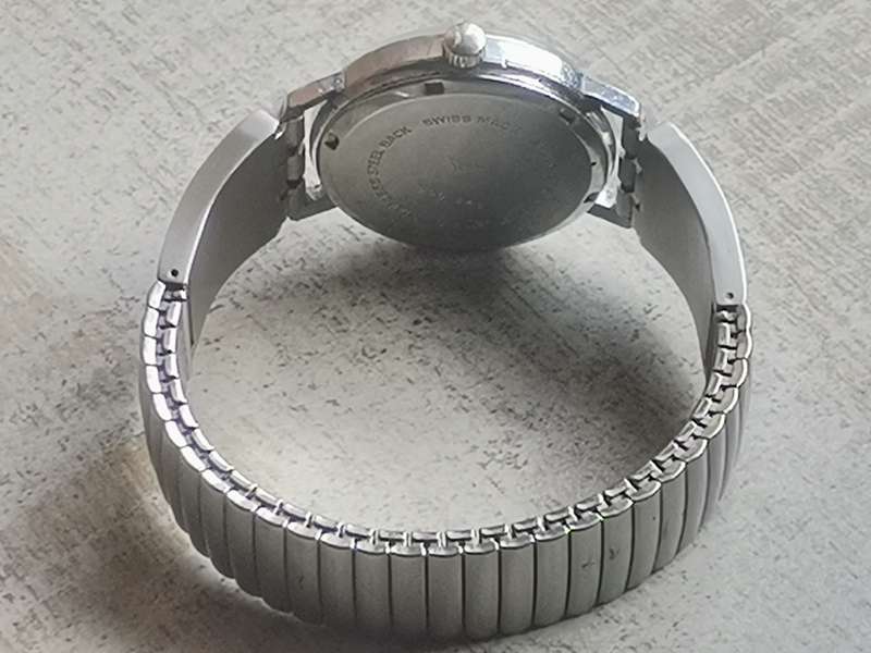 VINTAGE MENS DELFIN EDOX 17 JEWELS WATCH IN EXCELLENT WORKING CONDITION