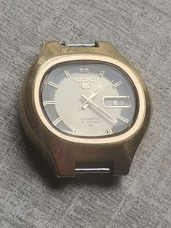 MENS SEIKO 5 AUTOMATIC WATCH IN WORKING CONDITION