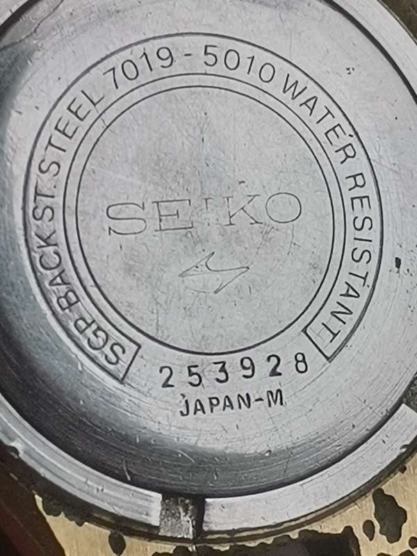MENS SEIKO 5 AUTOMATIC WATCH IN WORKING CONDITION