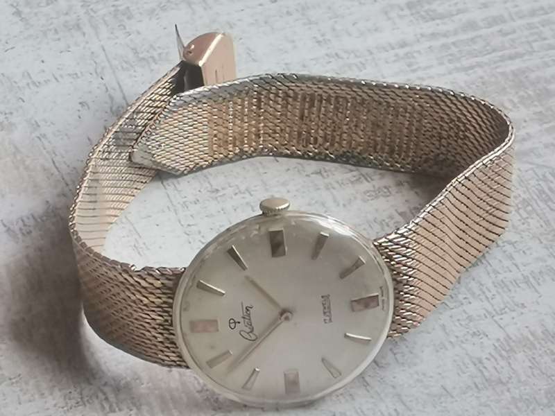 VINTAGE MENS CREATION 17 JEWELS SWISS MADE WATCH IN EXCELLENT WORKING CONDITION