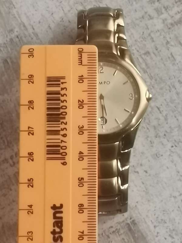 MENS GOLD TEMPO WATCH IN EXCELLENT WORKING CONDITION