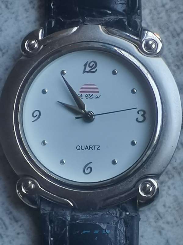 2 x MENS WATCHES IN EXCELLENT WORKING CONDITION - BIDDING FOR BOTH